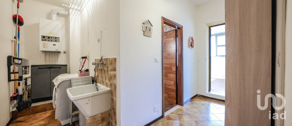 Town house 10 rooms of 356 m² in Migliaro (44020)