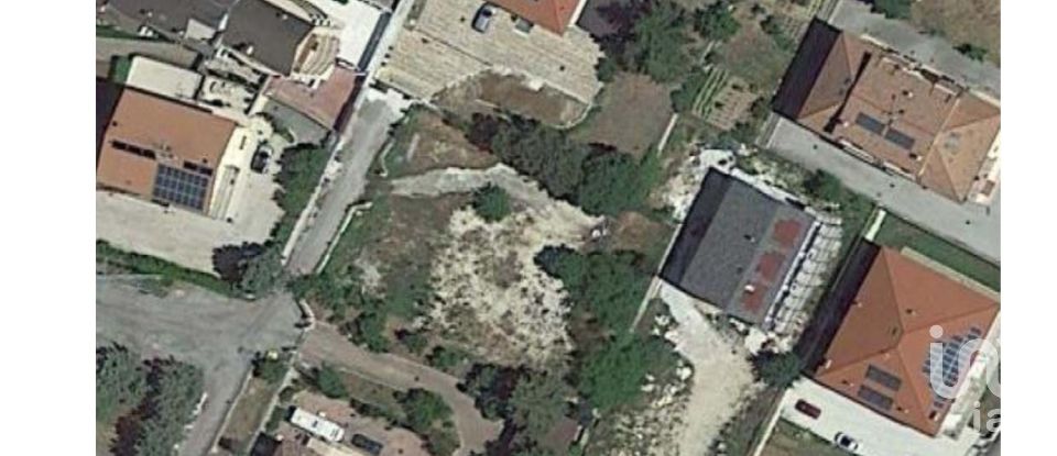 Terreno di 1.203 m² in L'Aquila (67100)