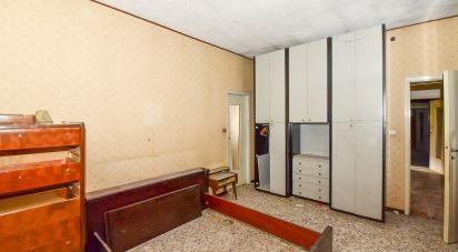 Appartamento 5 locali di 361 m² a Seregno (20831)
