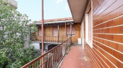 Apartment 5 rooms of 361 m² in Seregno (20831)