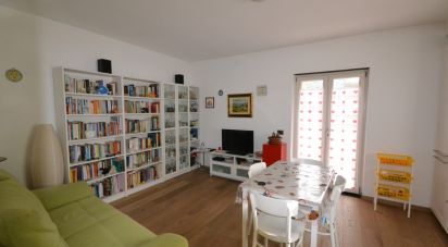 Town house 4 rooms of 110 m² in Neirone (16040)