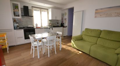 Town house 4 rooms of 110 m² in Neirone (16040)