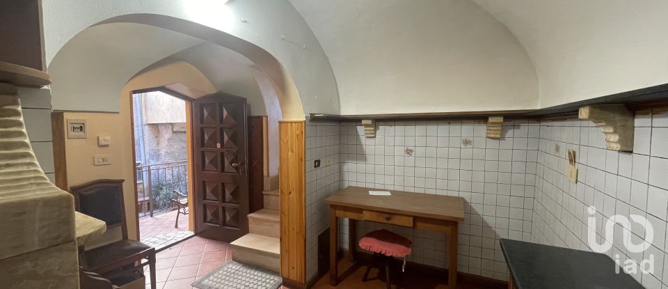 Traditional house 4 rooms of 110 m² in Boissano (17054)