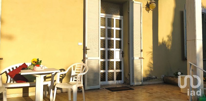 Casa indipendente 11 locali di 700 m² in Giulianova (64021)