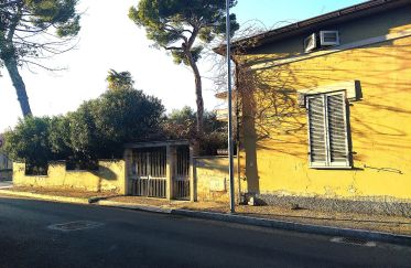 Casa indipendente 11 locali di 700 m² in Giulianova (64021)