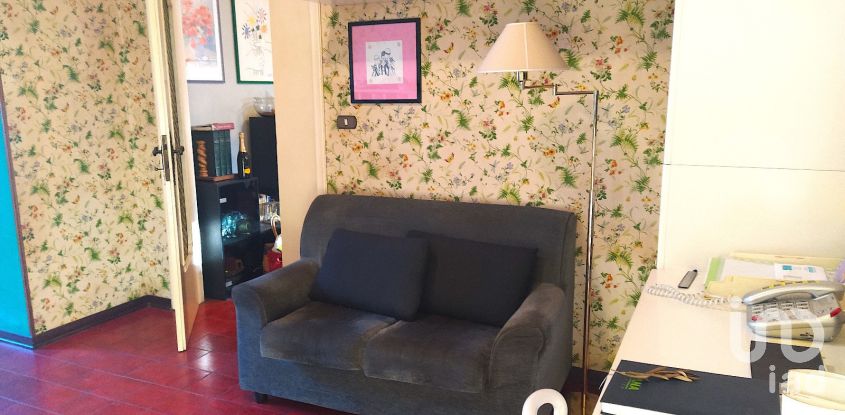 Casa indipendente 11 locali di 700 m² in Giulianova (64021)