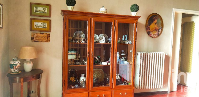 Casa indipendente 11 locali di 700 m² in Giulianova (64021)