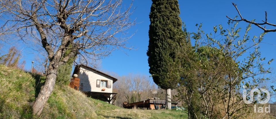 Country house 5 rooms of 90 m² in Cingoli (62011)