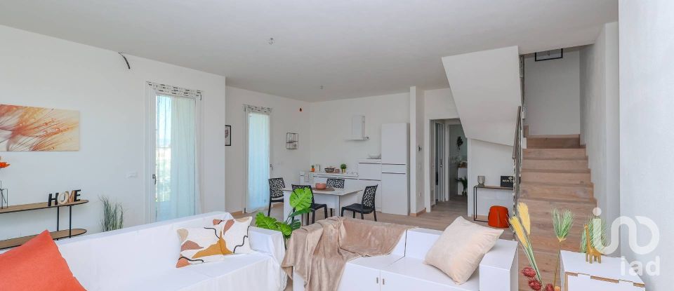 Appartamento 5 locali di 180 m² a Mestrino (35035)
