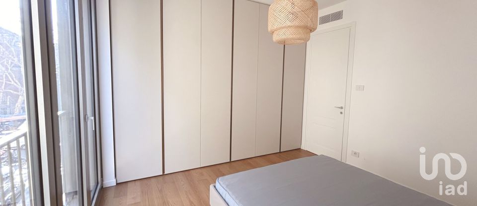 Two-room apartment of 65 m² in Milano (20123)