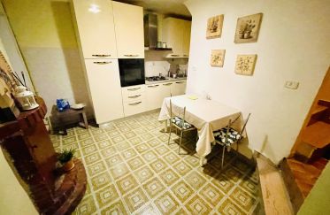 Casa di paese 3 locali di 56 m² in Pratola Peligna (67035)