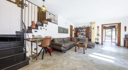 Appartamento 7 locali di 150 m² a Genova (16166)