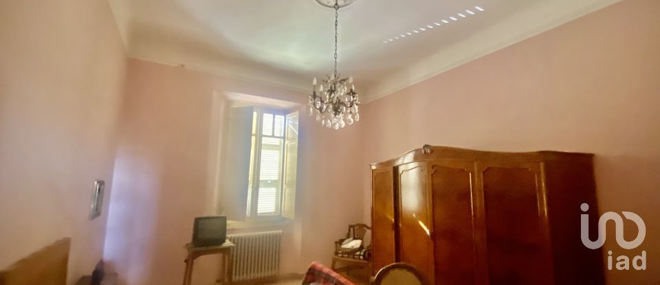 Costruzione di 350 m² in Acquaviva Picena (63075)