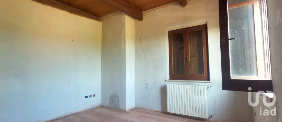 Casa indipendente 7 locali di 288 m² in Treia (62010)