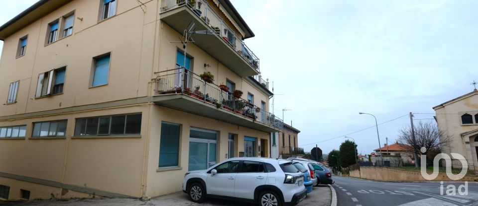 Apartment 7 rooms of 156 m² in Belvedere Ostrense (60030)