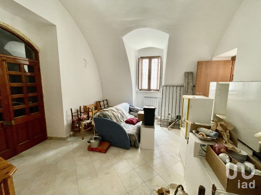 Casa indipendente 8 locali di 120 m² in Corfinio (67030)