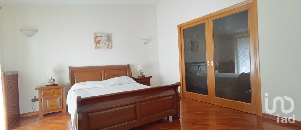 Attico / Mansarda / Loft 3 locali di 102 m² a Villaricca (80010)