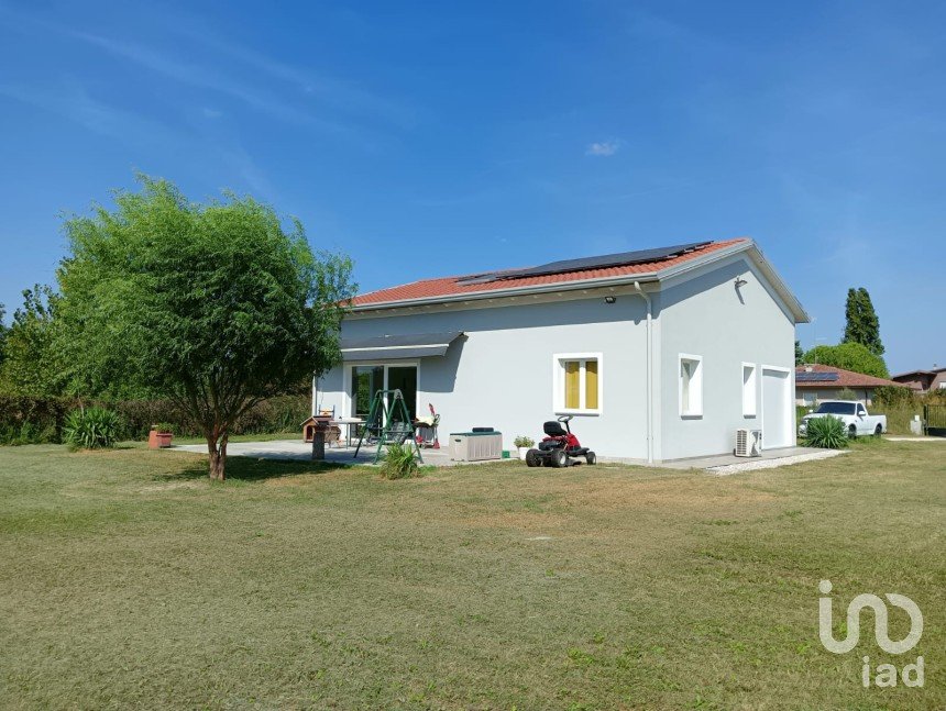 Villa 2 locali di 145 m² in Roverchiara (37050)