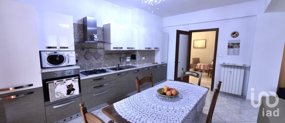 Apartment 6 rooms of 131 m² in Ronco Scrivia (16019)