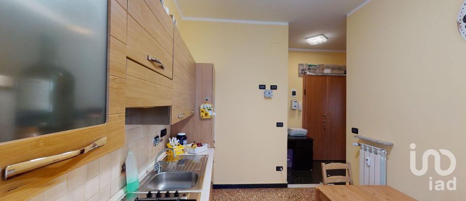 Two-room apartment of 45 m² in Genova (16157)