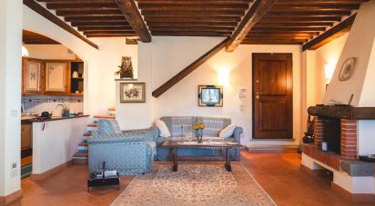 Immobile di prestigio 6 locali di 130 m² a Cortona (52044)