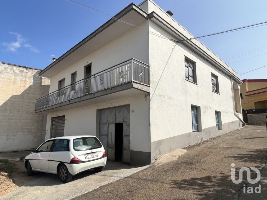 Casa indipendente 9 locali di 180 m² in Cisternino (72014)
