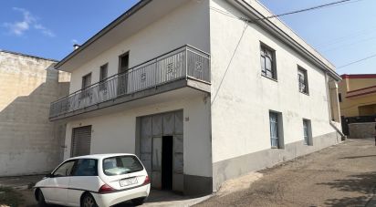 Casa indipendente 9 locali di 180 m² in Cisternino (72014)