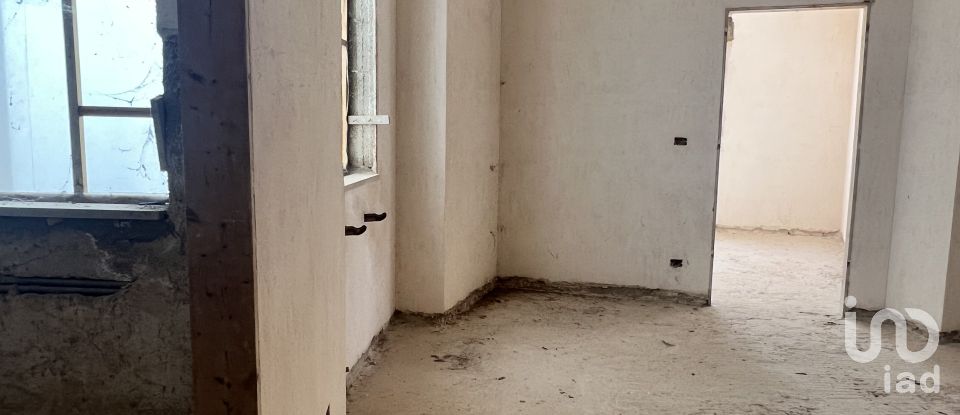 Casa indipendente 9 locali di 180 m² in Cisternino (72014)