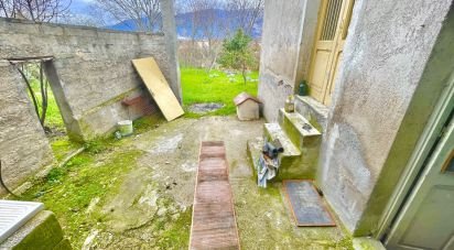 Casa di paese 8 locali di 193 m² in Prezza (67030)