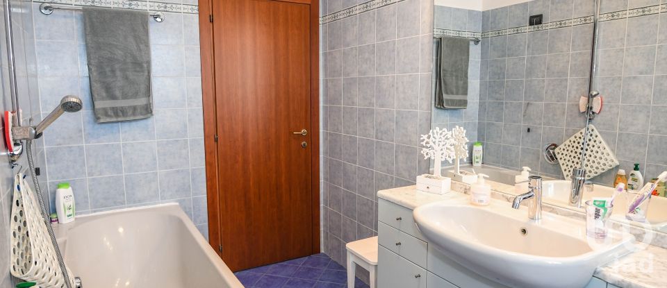 Townhouse 14 rooms of 565 m² in Argenta (44010)