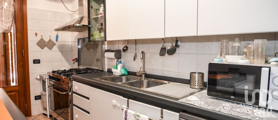 Townhouse 14 rooms of 565 m² in Argenta (44010)