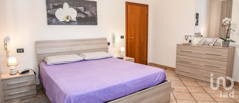 Townhouse 14 rooms of 565 m² in Argenta (44010)