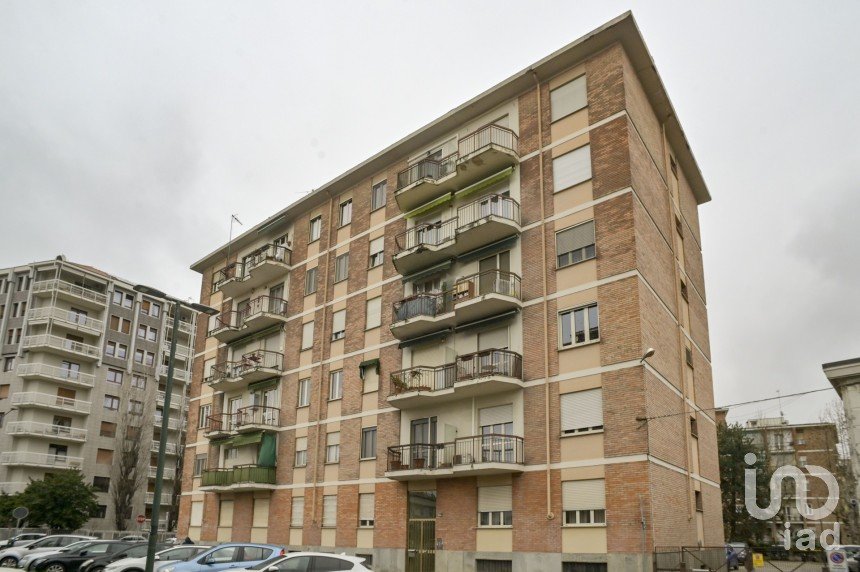 Trilocale di 80 m² a Torino (10137)
