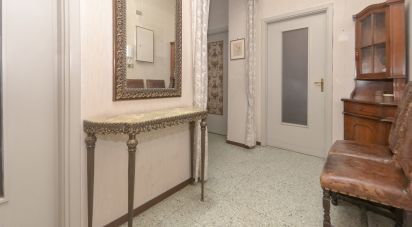 Three-room apartment of 80 m² in Torino (10137)