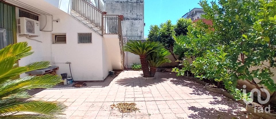 Town house 11 rooms of 245 m² in Lecce (73100)