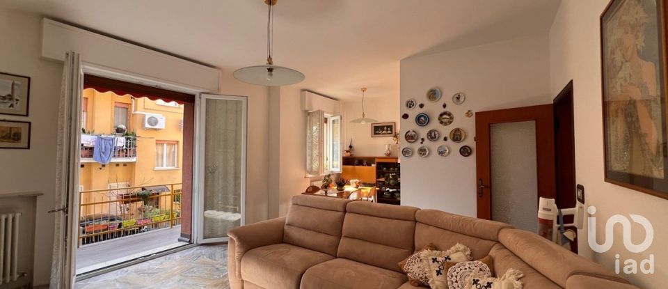 Three-room apartment of 130 m² in Cento (44042)