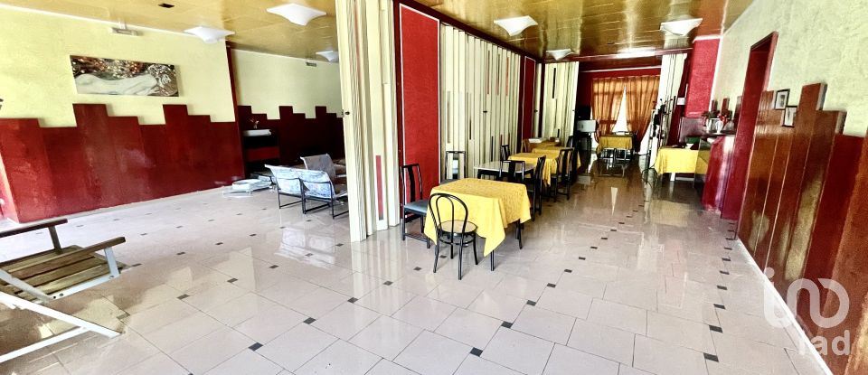 Hotel-restaurant of 2,400 m² in Sulmona (67039)