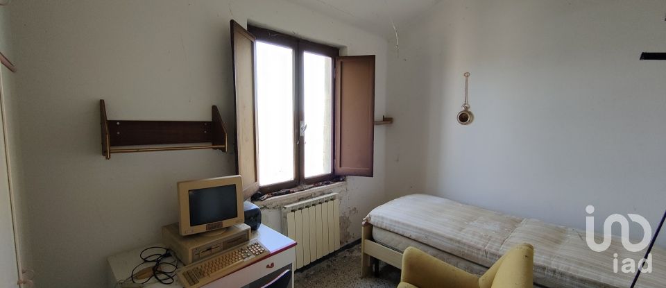 House 9 rooms of 150 m² in Montalto delle Marche (63068)