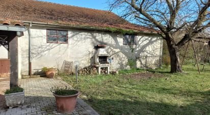 Casa indipendente 8 locali di 192 m² in Trasacco (67059)