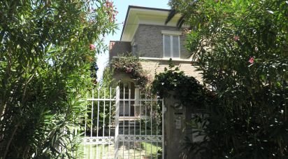 Villa Bifamiliare 12 locali di 377 m² a Rosignano Marittimo (57016)