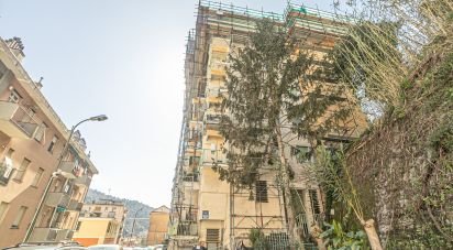 Loft 6 locali di 110 m² a Genova (16138)