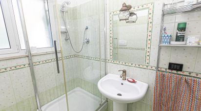 Loft 6 locali di 110 m² a Genova (16138)