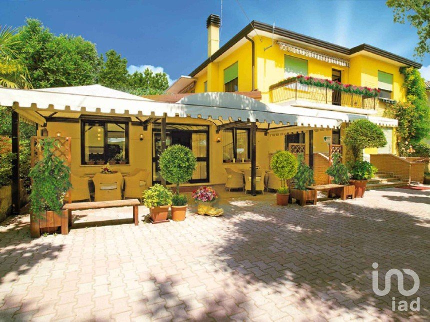Hotel-restaurant of 500 m² in Cavallino-Treporti (30013)