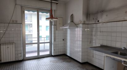Appartamento 6 locali di 147 m² a Genova (16151)