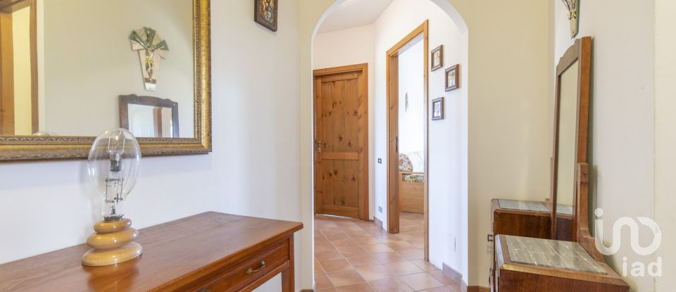 Town house 5 rooms of 244 m² in Recanati (62019)