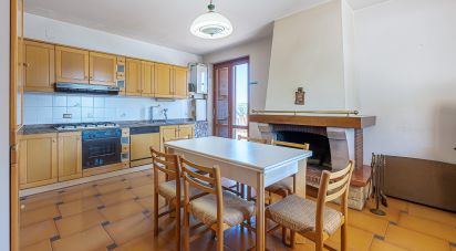 Casale 15 locali di 726 m² in Corropoli (64013)