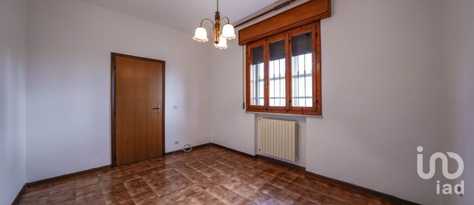 Three-room apartment of 96 m² in Jolanda di Savoia (44037)