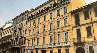 Immobile di prestigio 6 locali di 200 m² a Milano (20121)