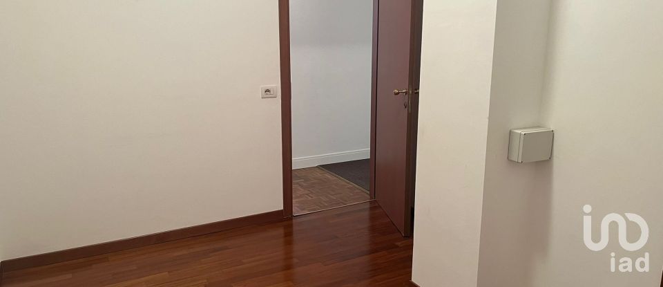 Immobile di prestigio 6 locali di 200 m² a Milano (20121)