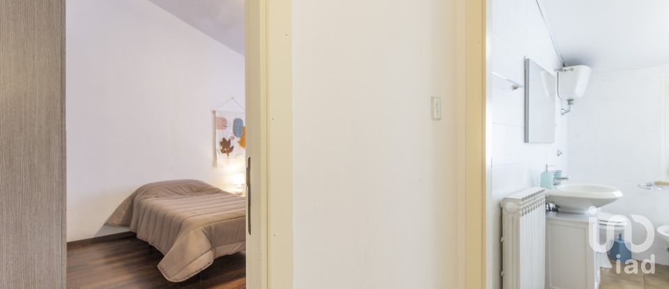 Lodge 6 rooms of 106 m² in Porto Sant'Elpidio (63821)